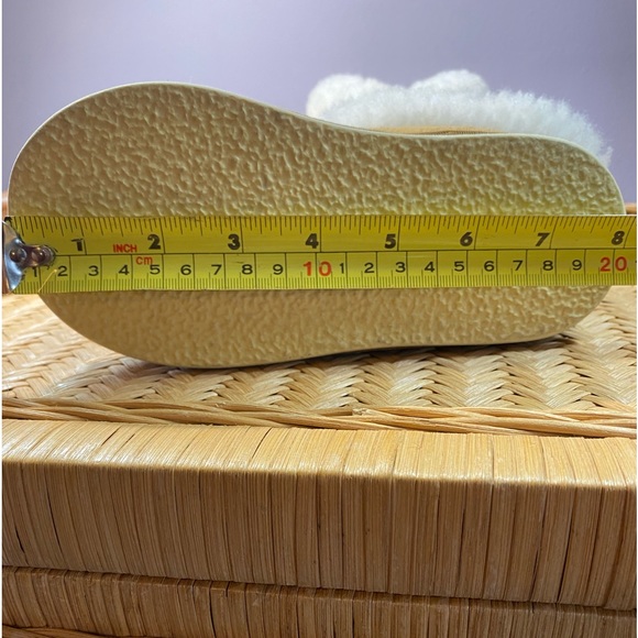 Celtic & Co. Kids' Sheepskin Slippers - Bootees - Picture 11 of 11